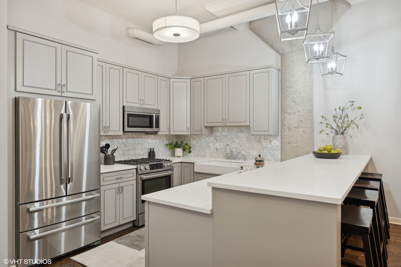 1158 W Armitage Avenue Unit: 202