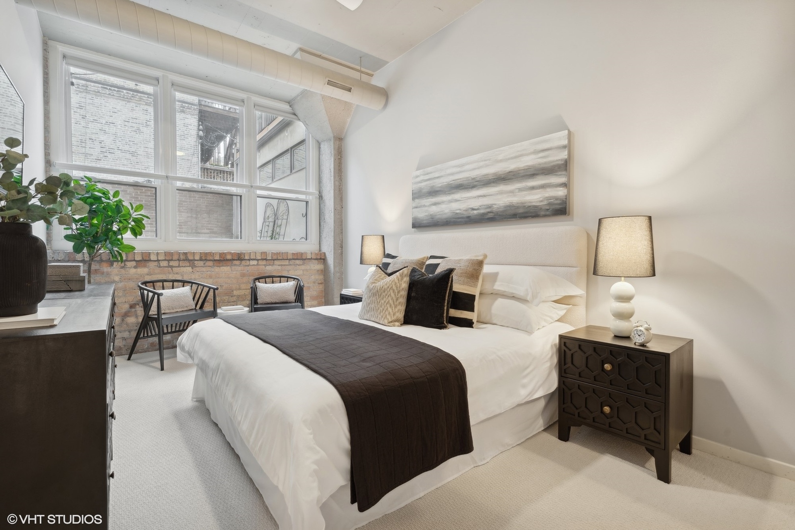 1158 W Armitage Avenue Unit: 202