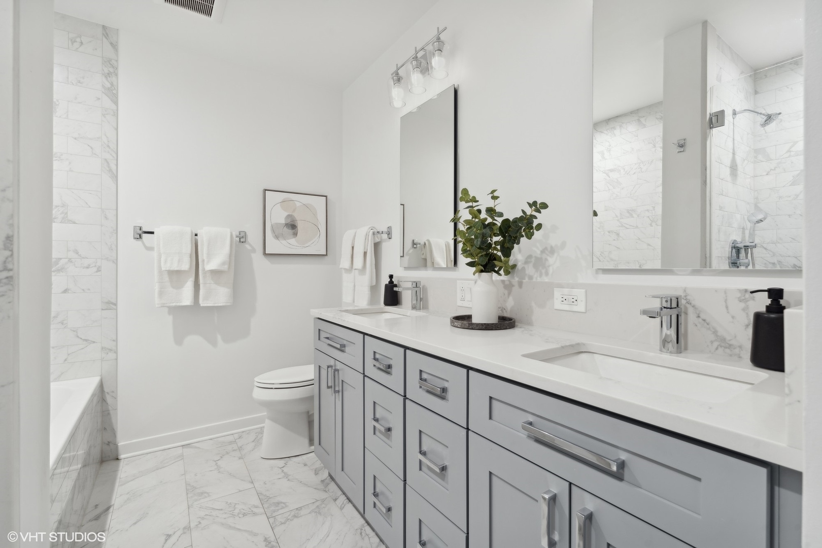 1158 W Armitage Avenue Unit: 202