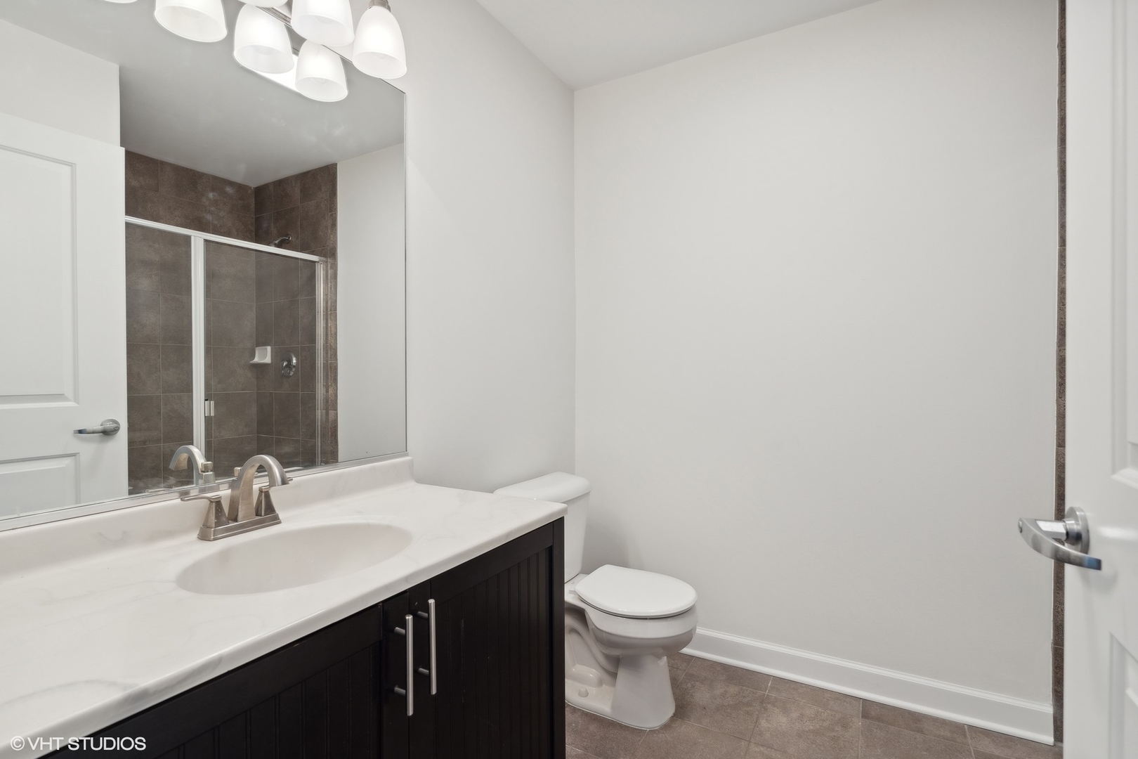 437 W Division Street Unit: 310