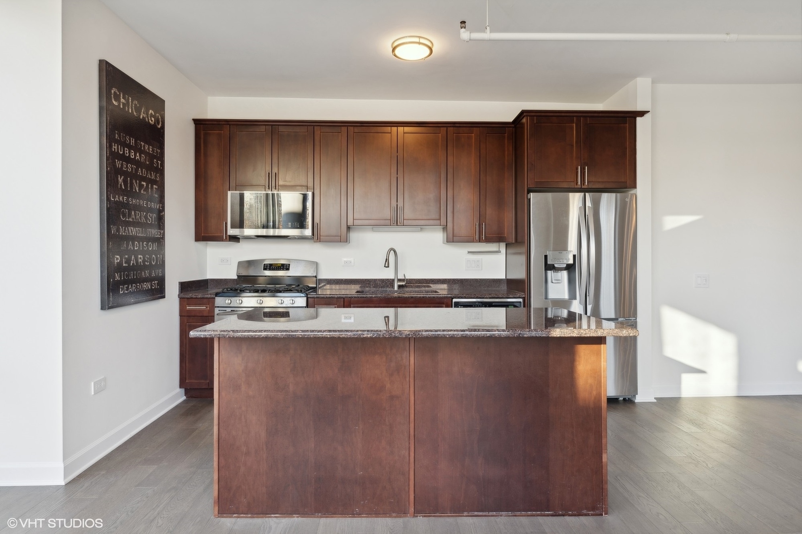 437 W Division Street Unit: 310