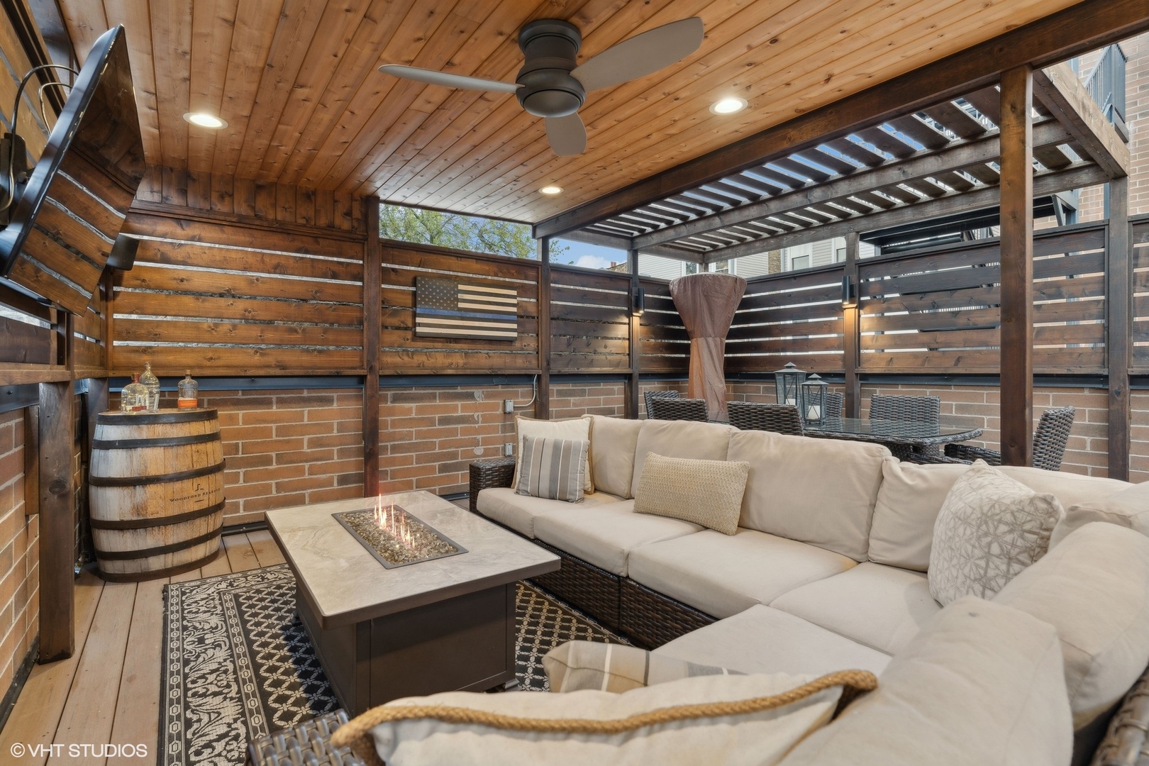 3844 N Damen Avenue Unit: 1