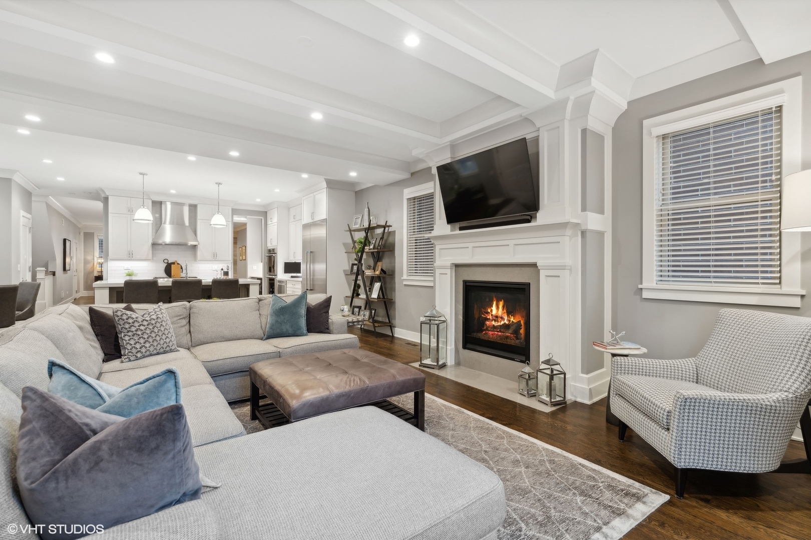 3844 N Damen Avenue Unit: 1