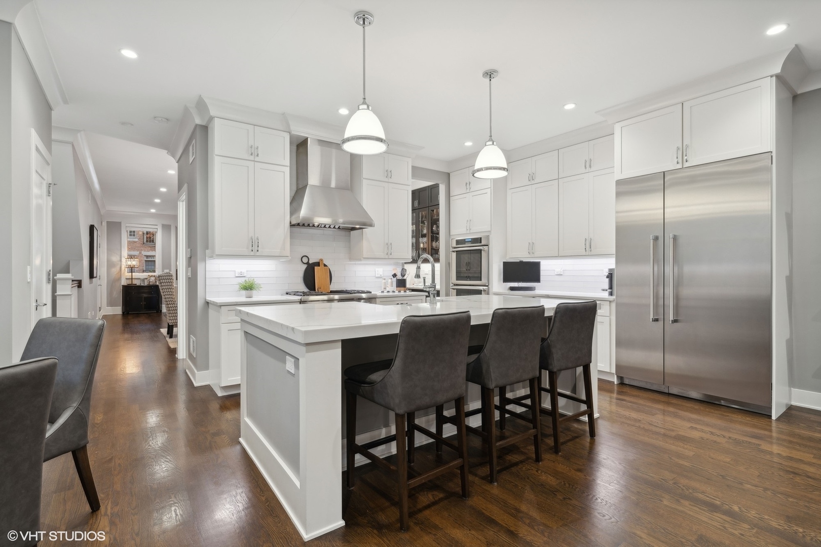 3844 N Damen Avenue Unit: 1