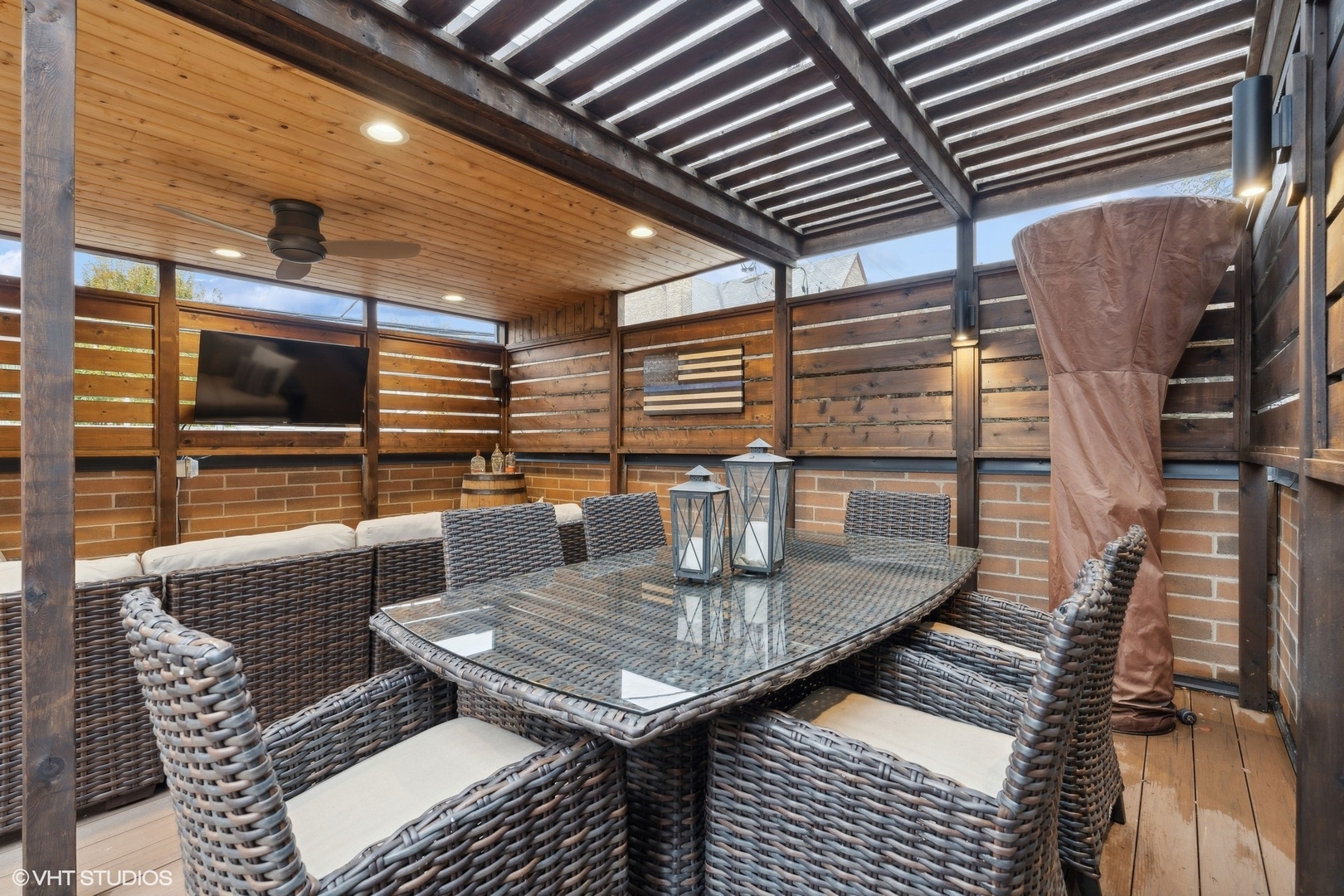 3844 N Damen Avenue Unit: 1