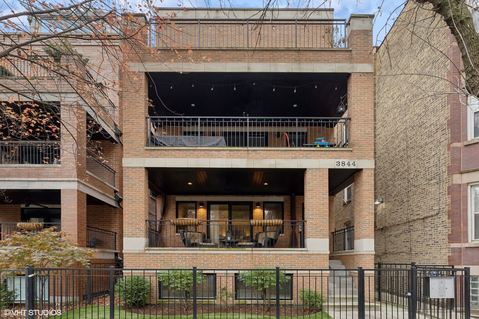 3844 N Damen Avenue Unit: 1