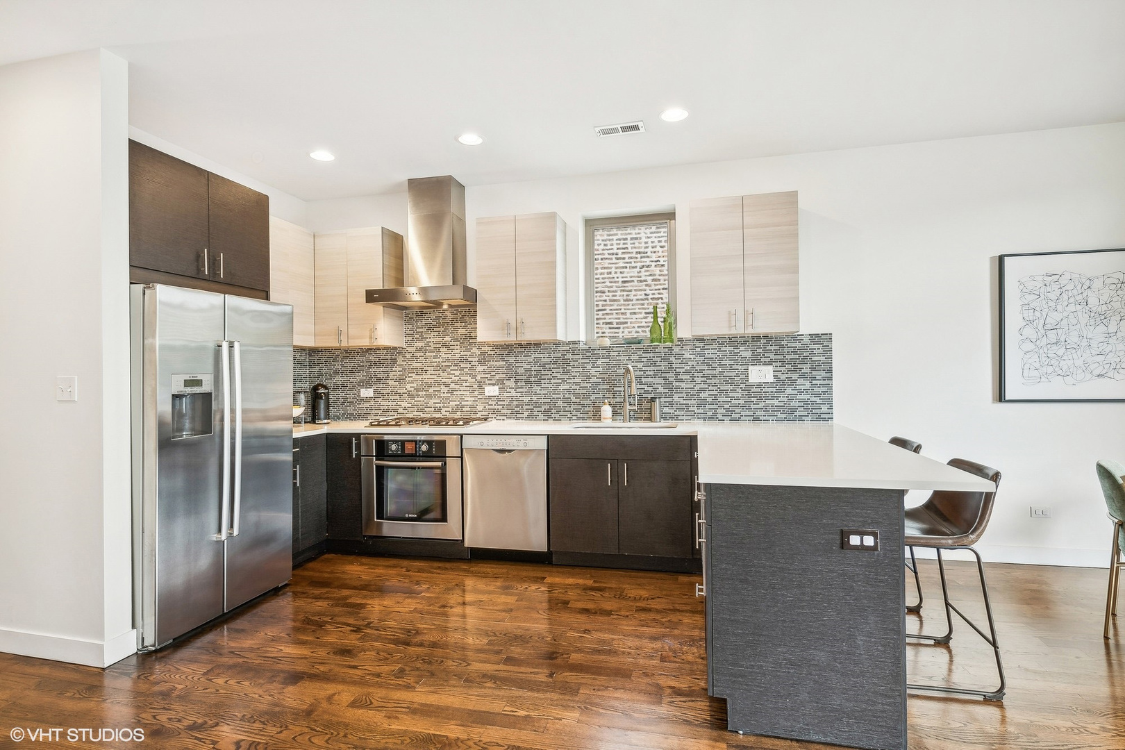 1640 N Rockwell Street Unit: 2A