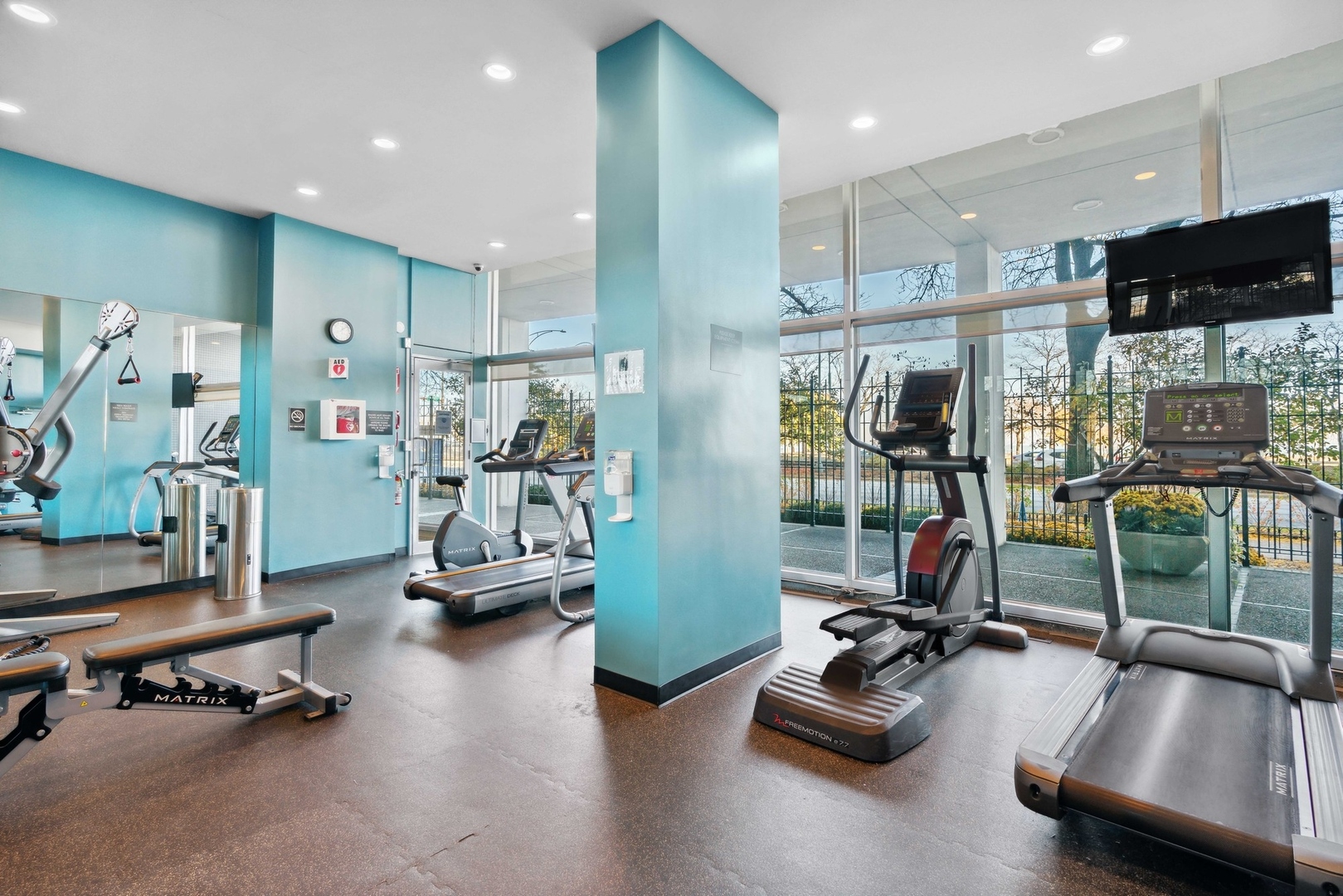 1150 N Lake Shore Drive Unit: 23H