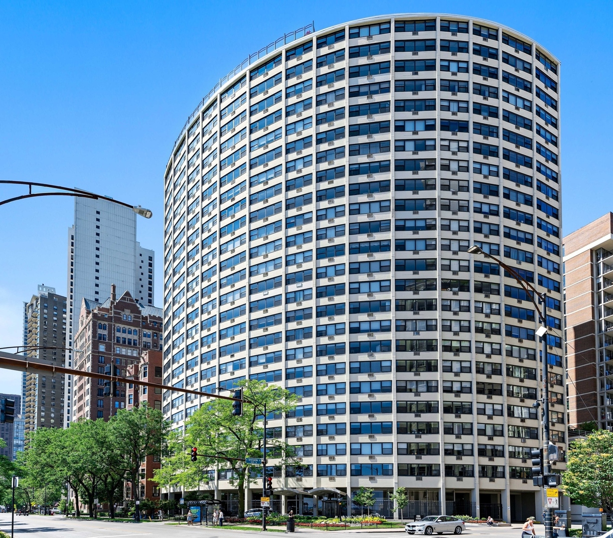 1150 N Lake Shore Drive Unit: 23H