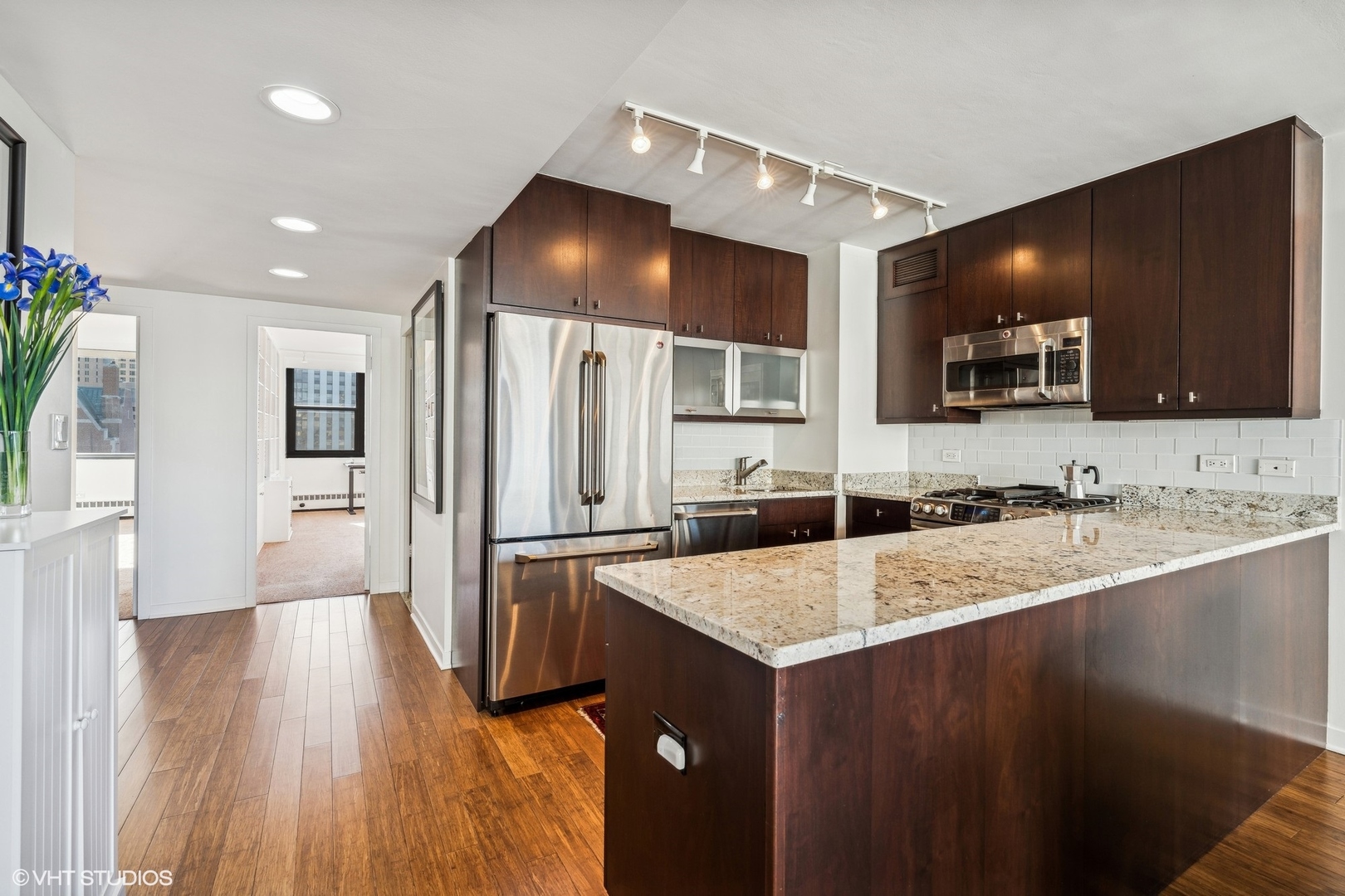 1150 N Lake Shore Drive Unit: 23H
