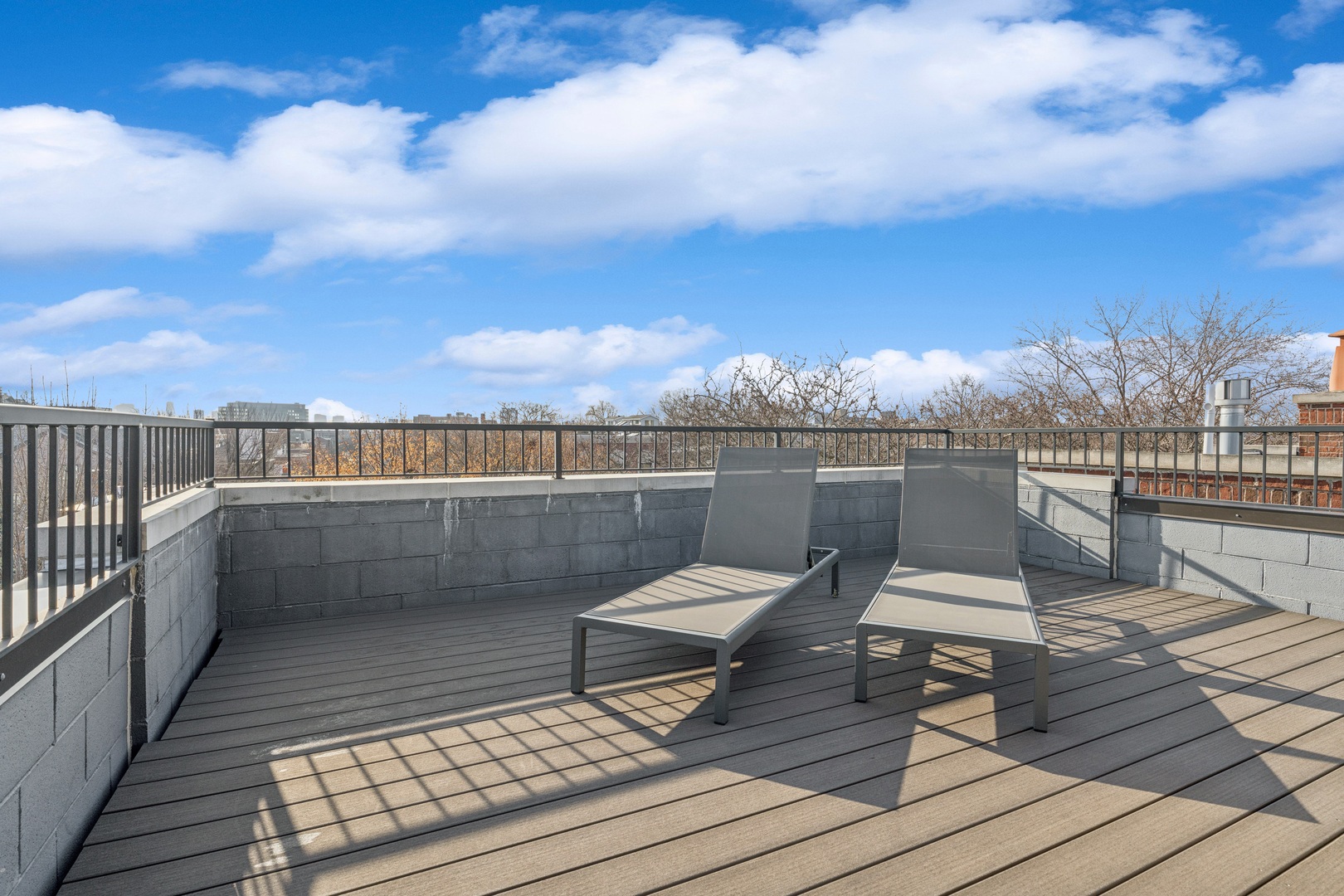 1242 W Webster Avenue Unit: B