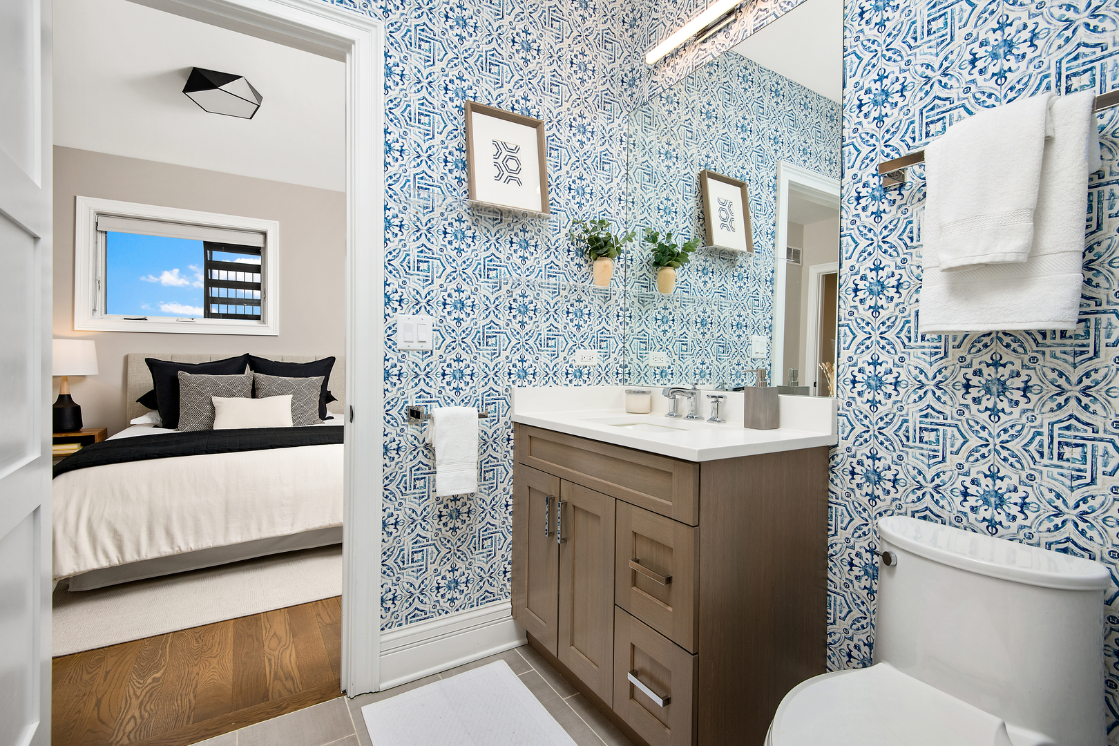 1242 W Webster Avenue Unit: B