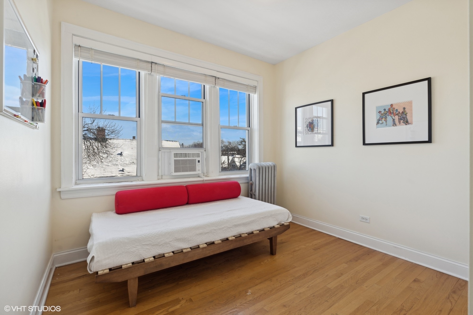 4201 W Addison Street Unit: 3B