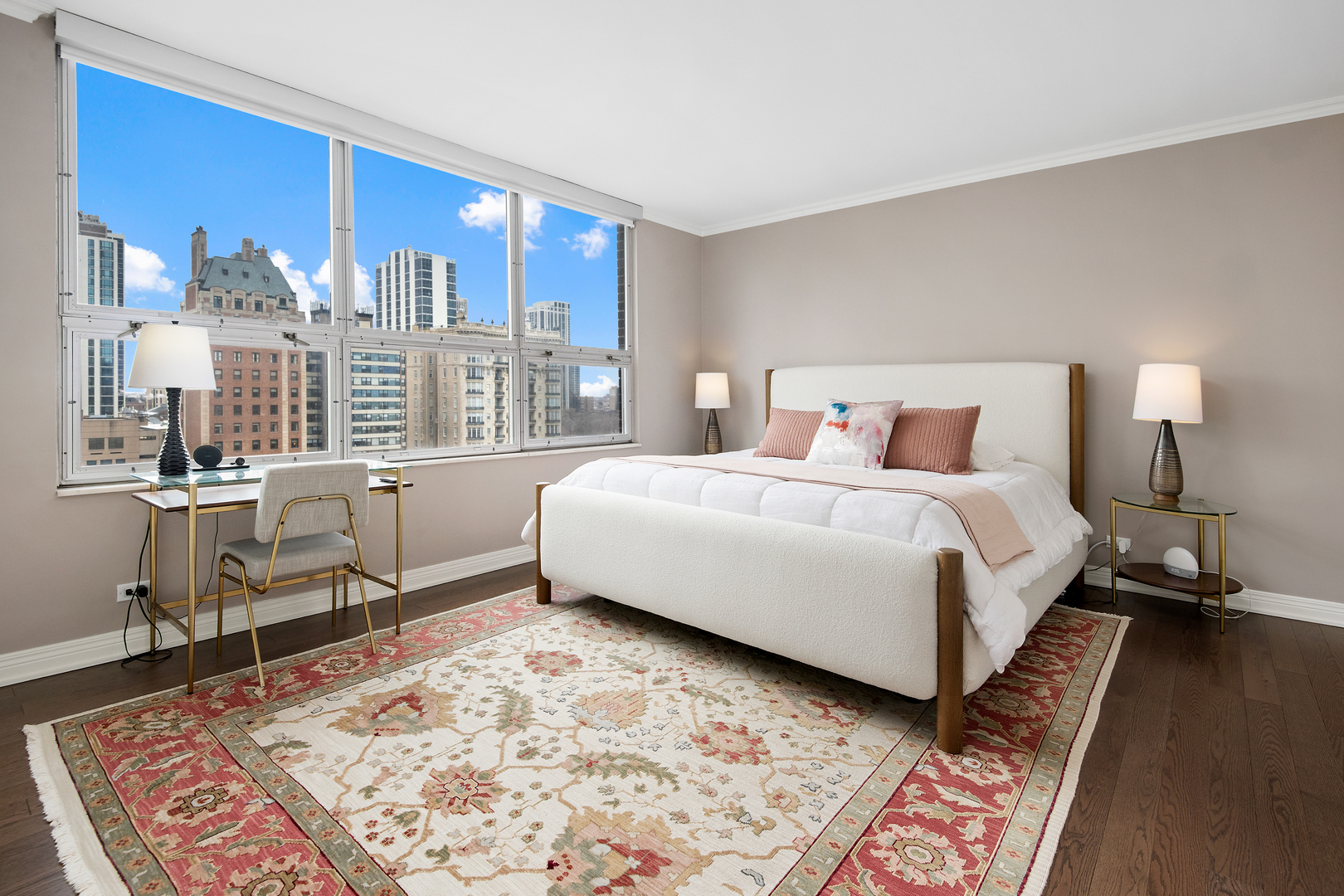 1515 N Astor Street Unit: 12B