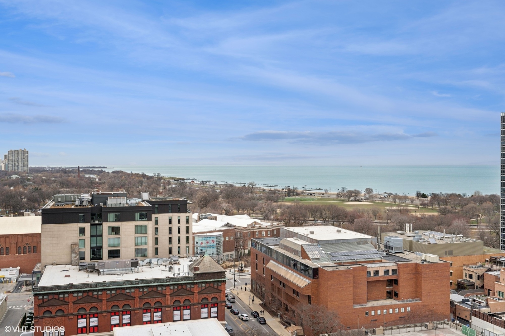1460 N Sandburg Terrace Unit: 2001-2002