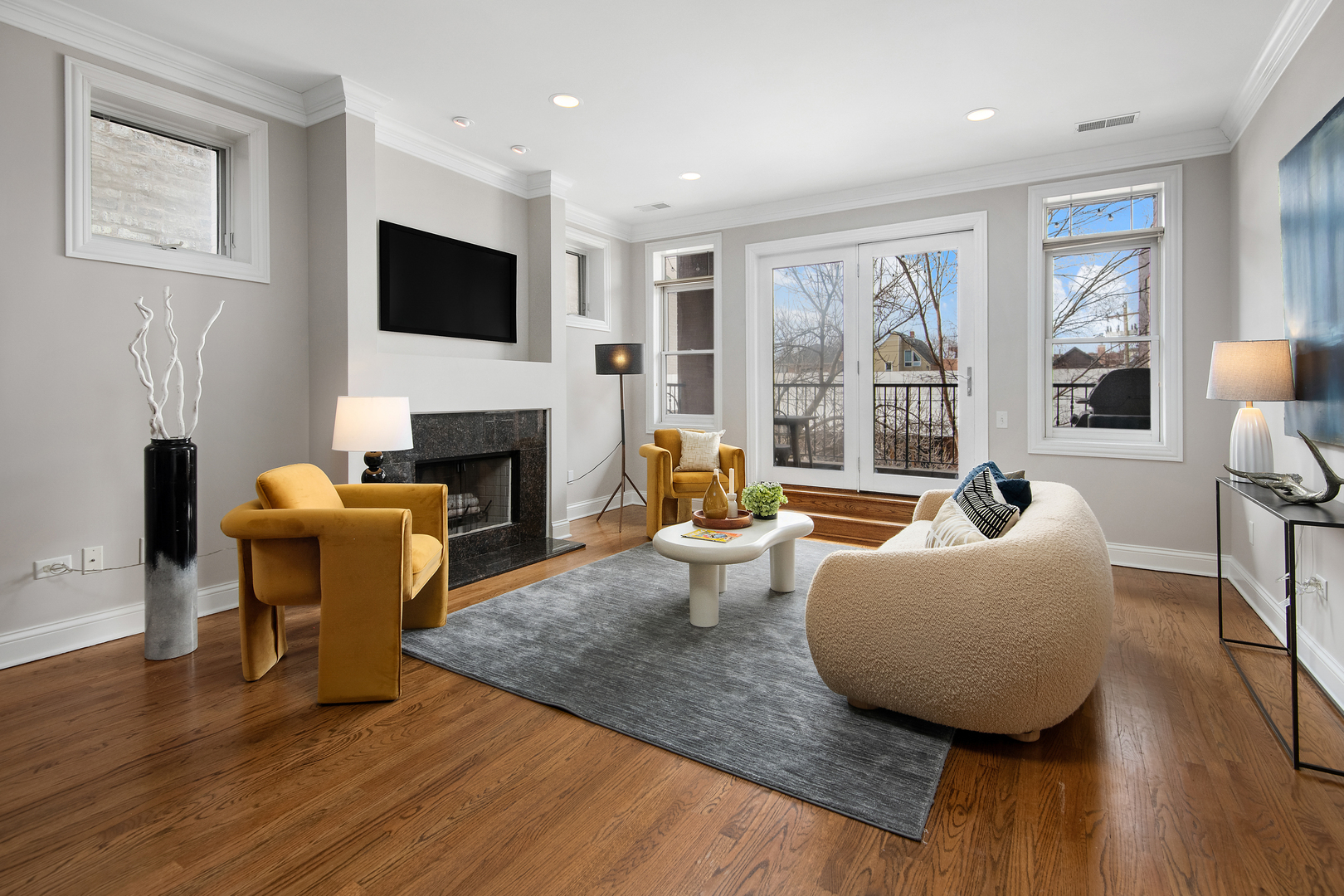 3539 N SOUTHPORT Avenue Unit: 2S