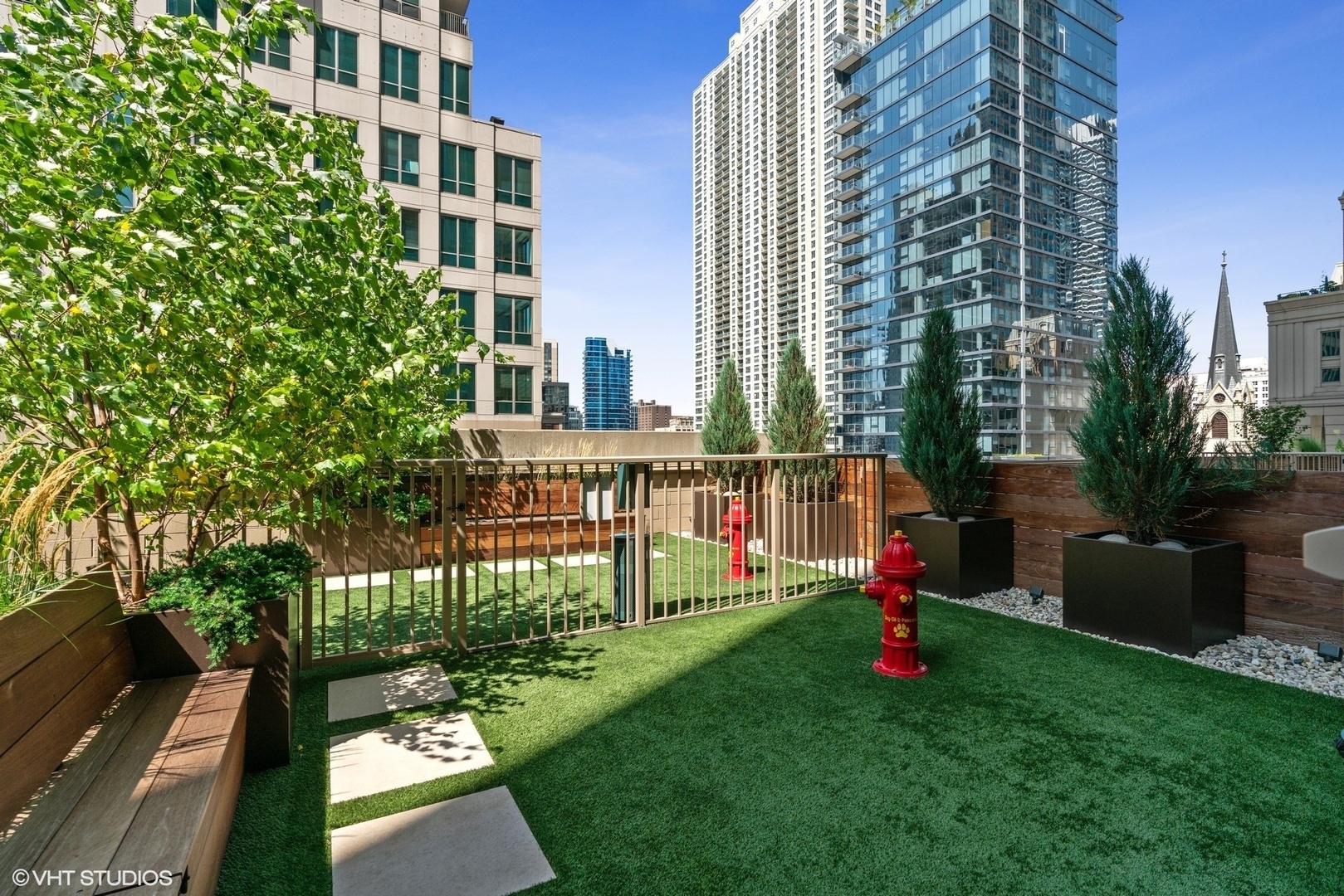 21 E Huron Street Unit: 1505