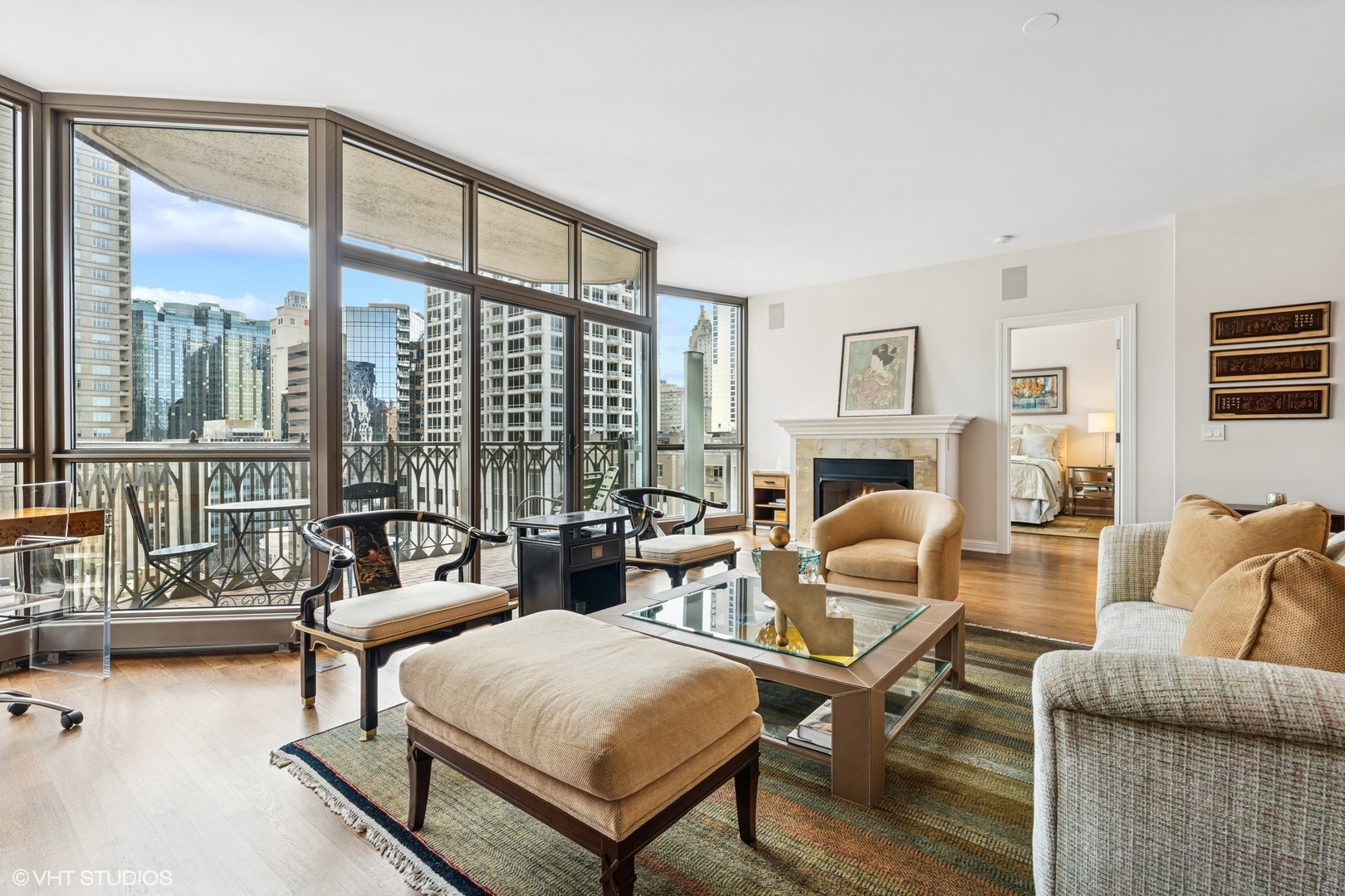21 E Huron Street Unit: 1505