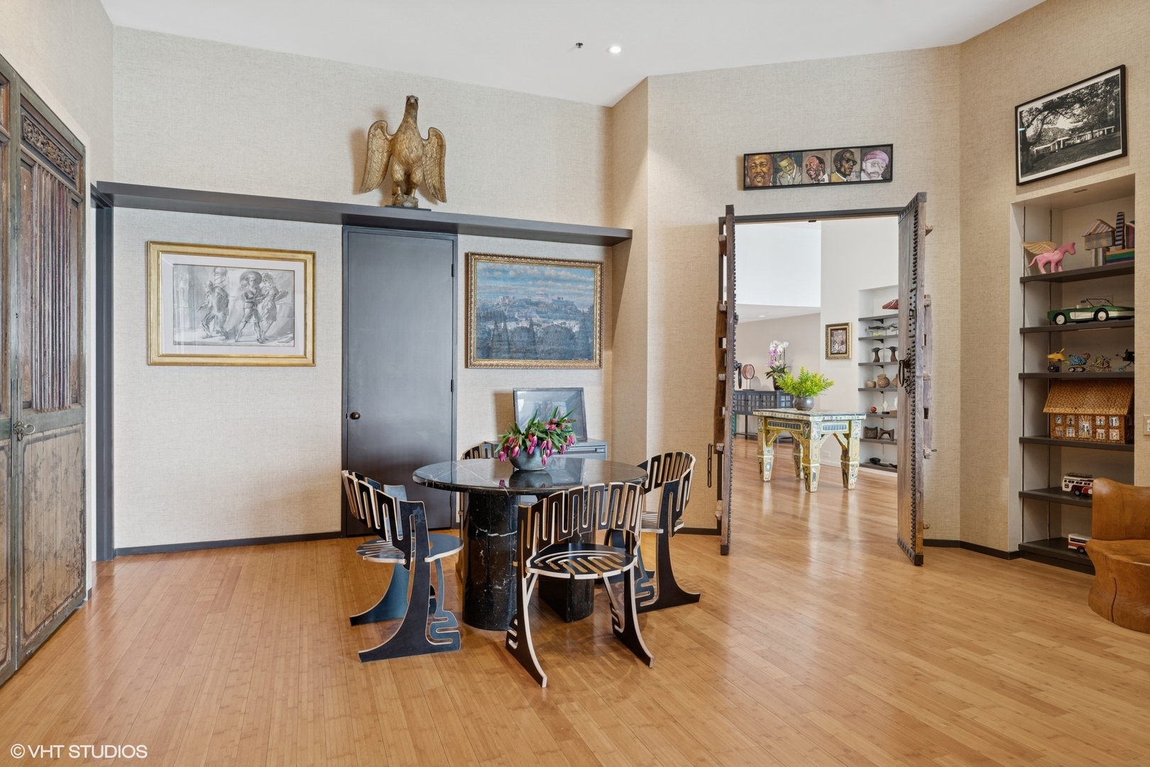 680 N Lake Shore Drive Unit: 1602