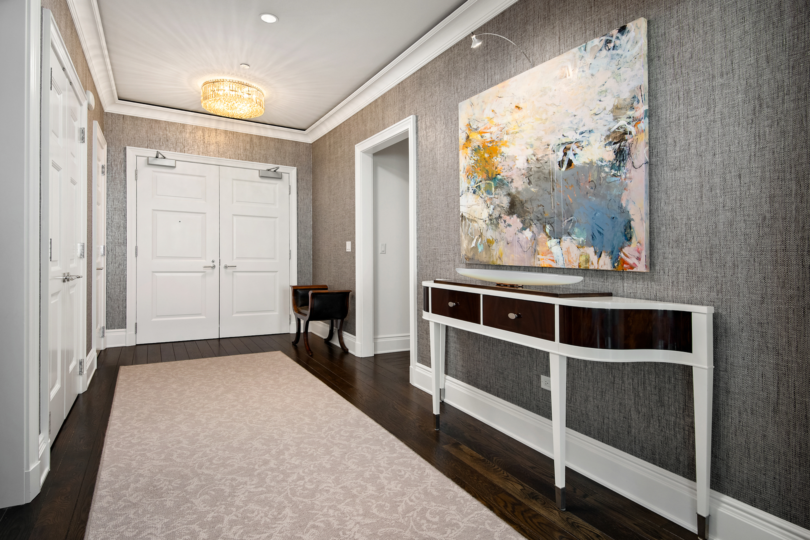 2550 N Lakeview Avenue Unit: 2802