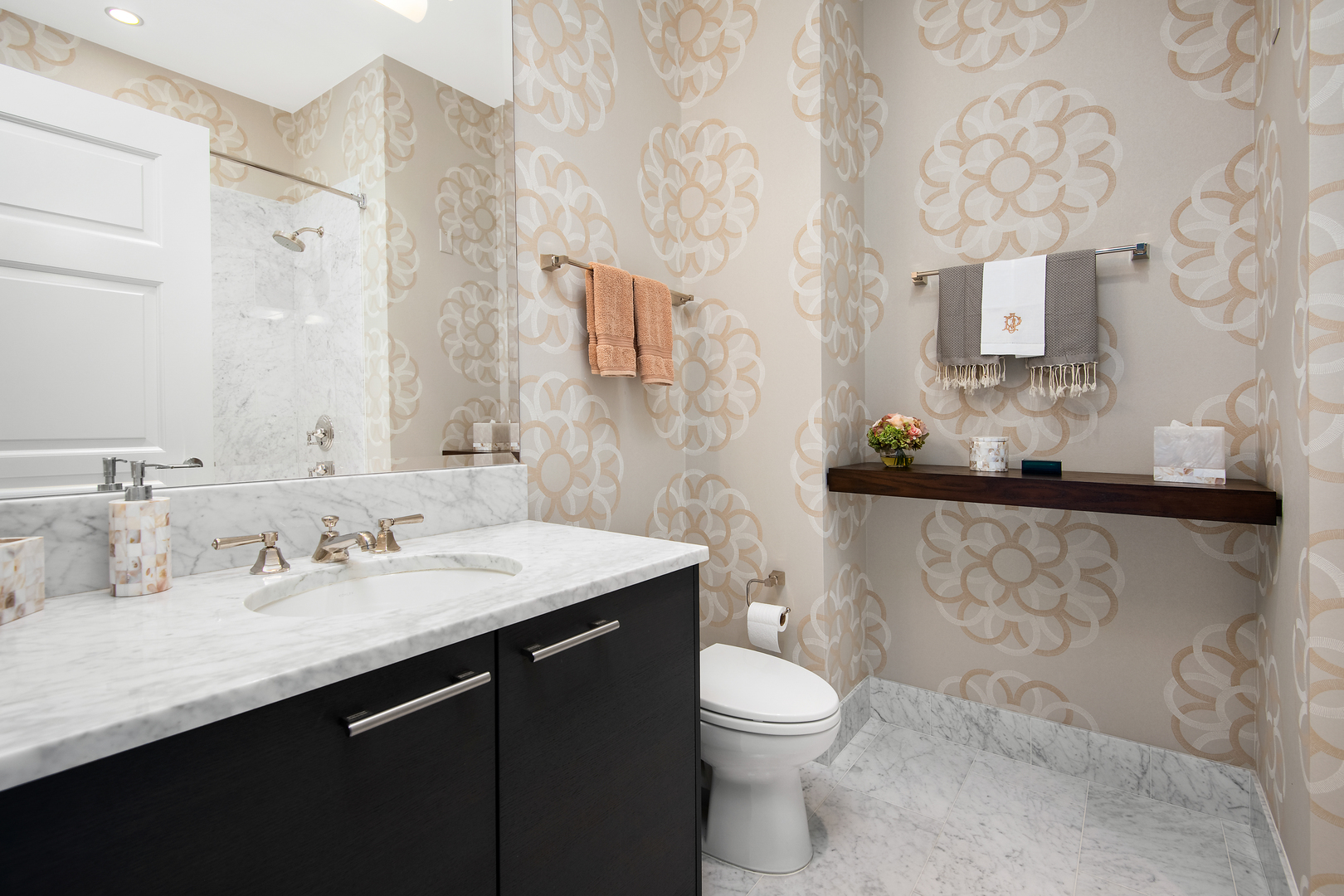 2550 N Lakeview Avenue Unit: 2802