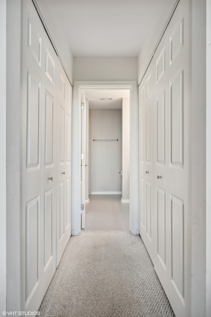 1235 W George Street Unit: 215