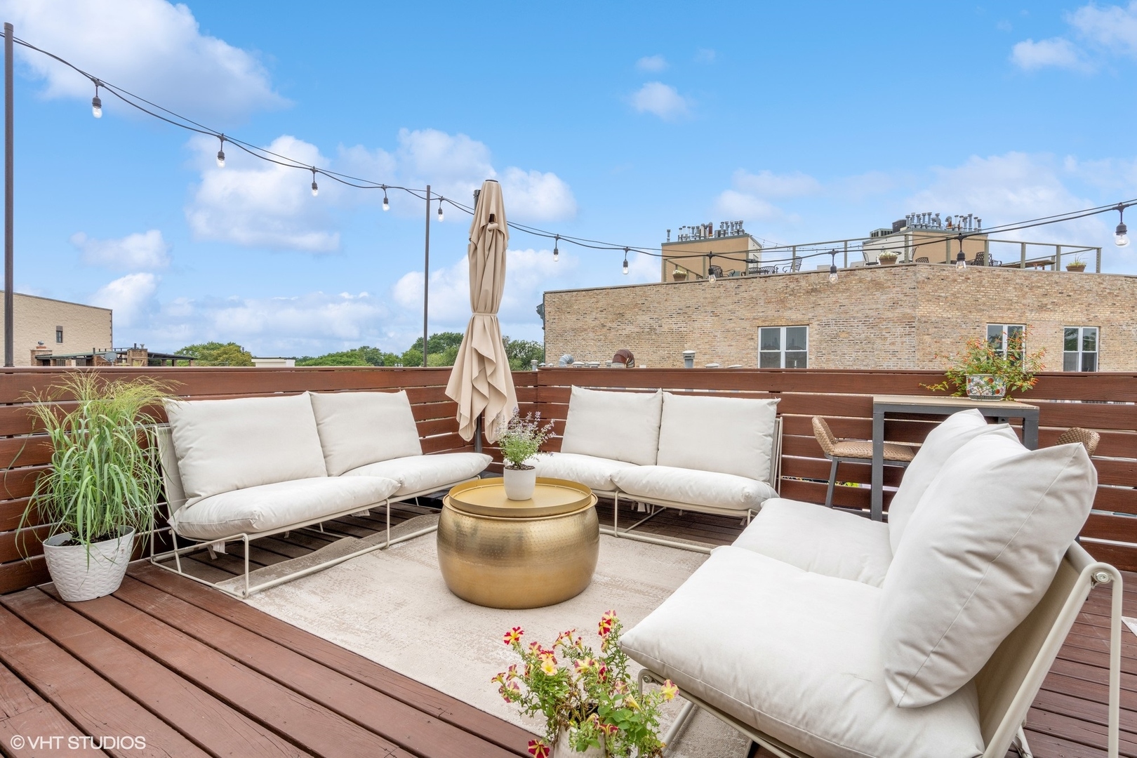 1235 W George Street Unit: 215