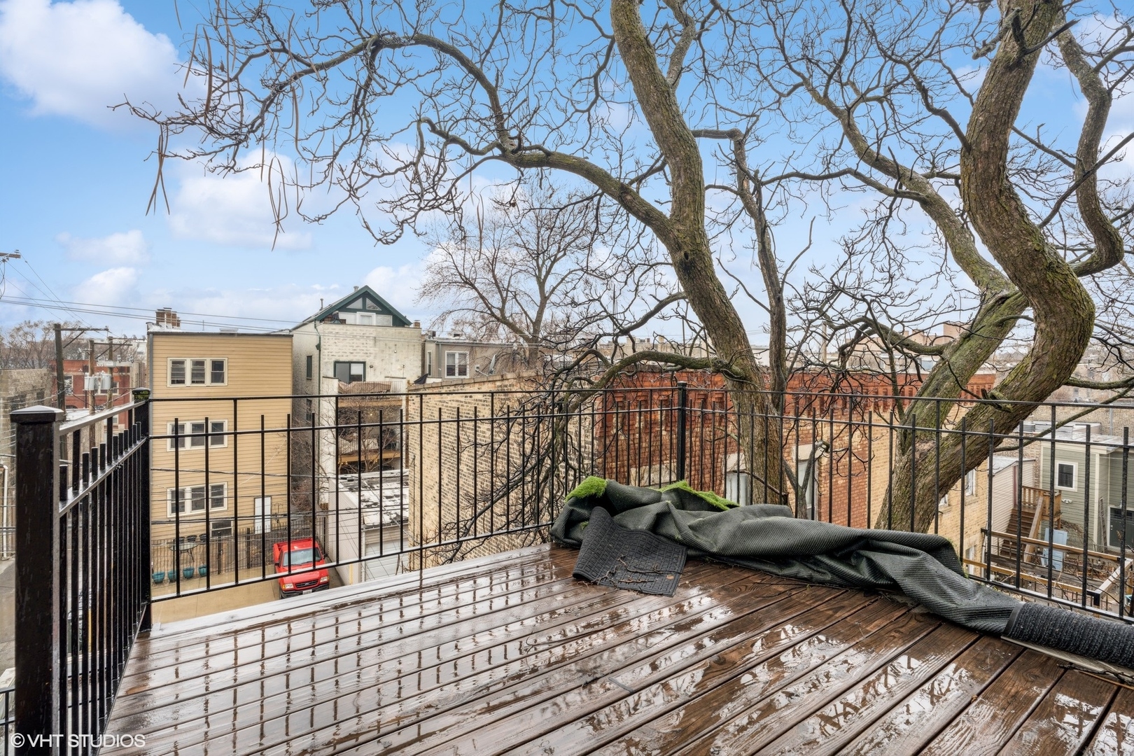 814 N Winchester Avenue Unit: 3