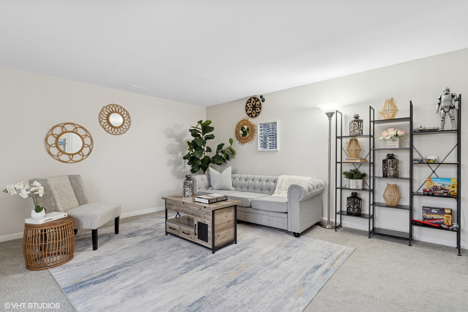 1920 N MAUD Avenue Unit: C