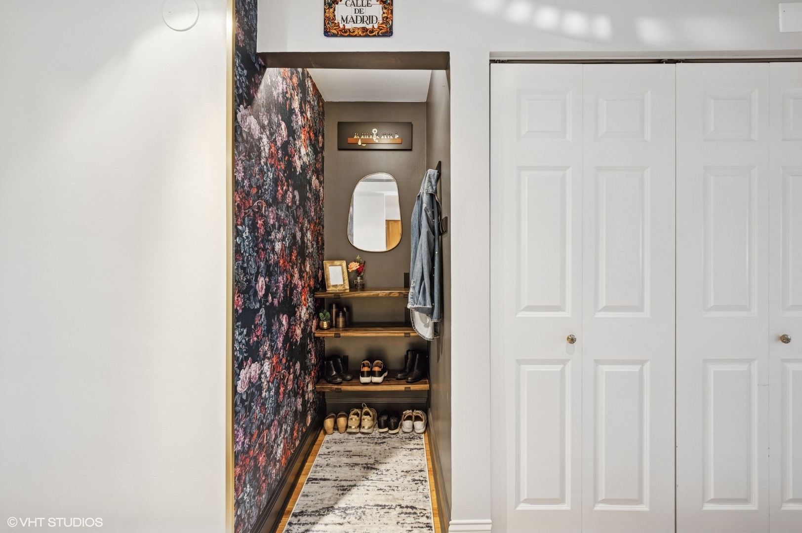 5854 N Kenmore Avenue Unit: 4F