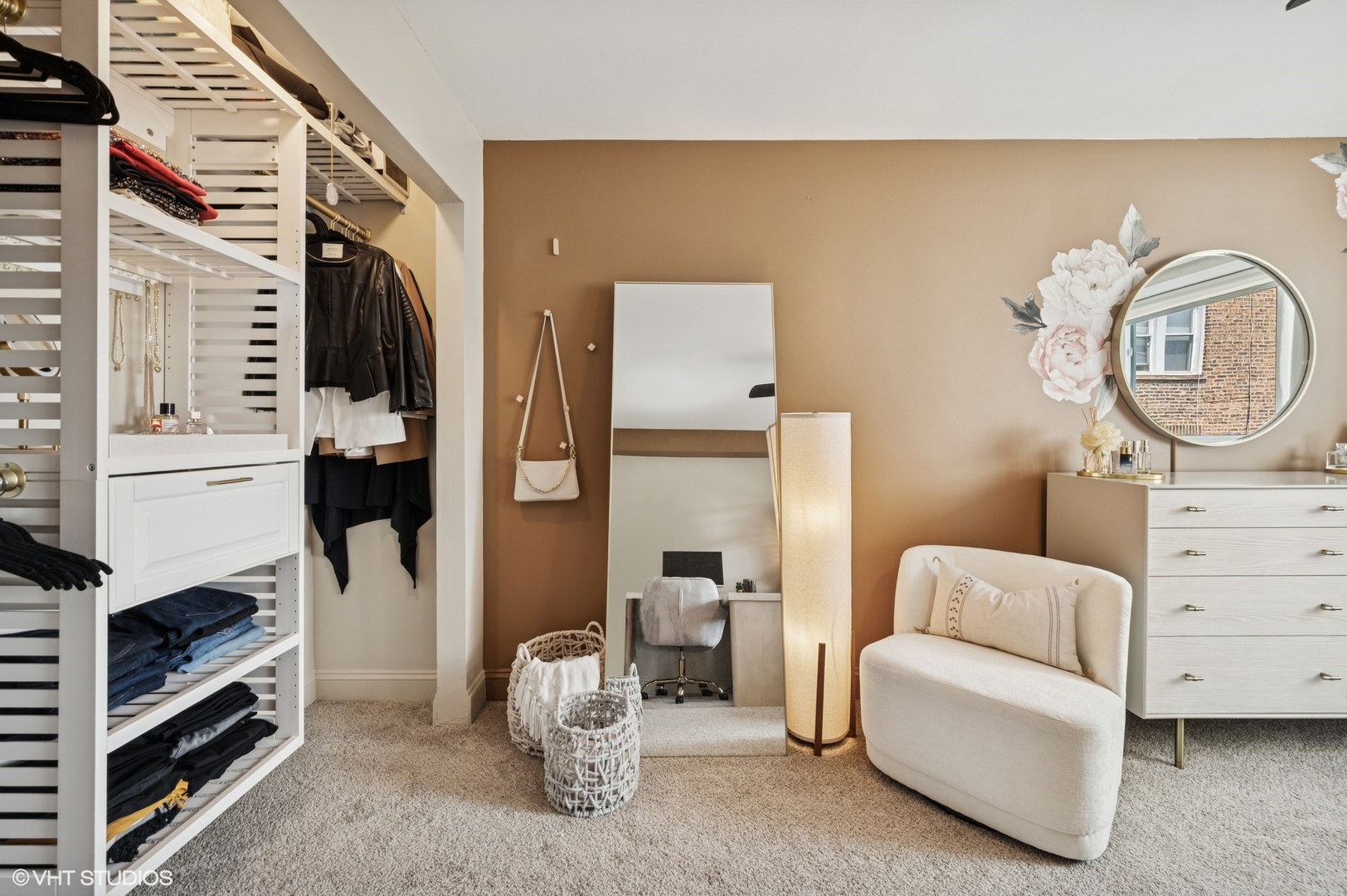 5854 N Kenmore Avenue Unit: 4F