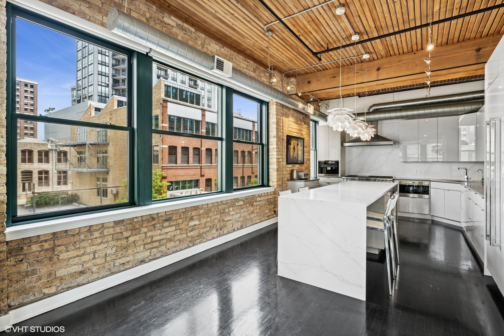 411 W Ontario Street Unit: 201-302