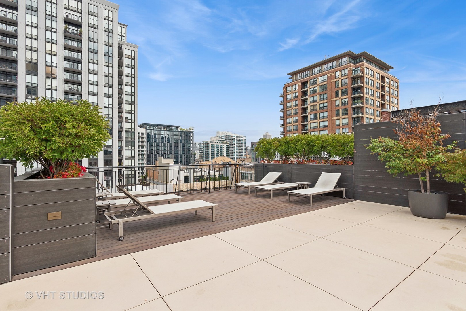 411 W Ontario Street Unit: 201-302