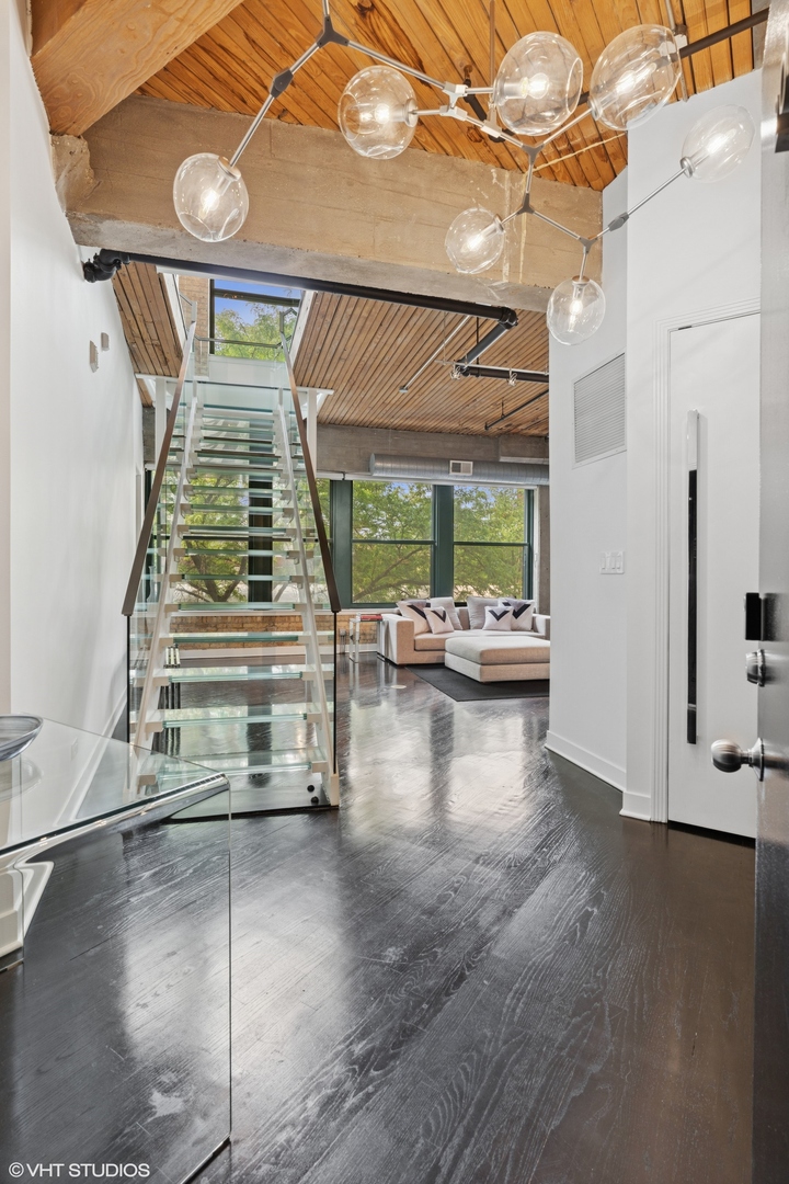 411 W Ontario Street Unit: 201-302