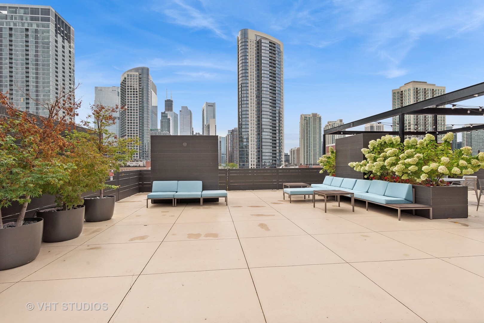411 W Ontario Street Unit: 201-302