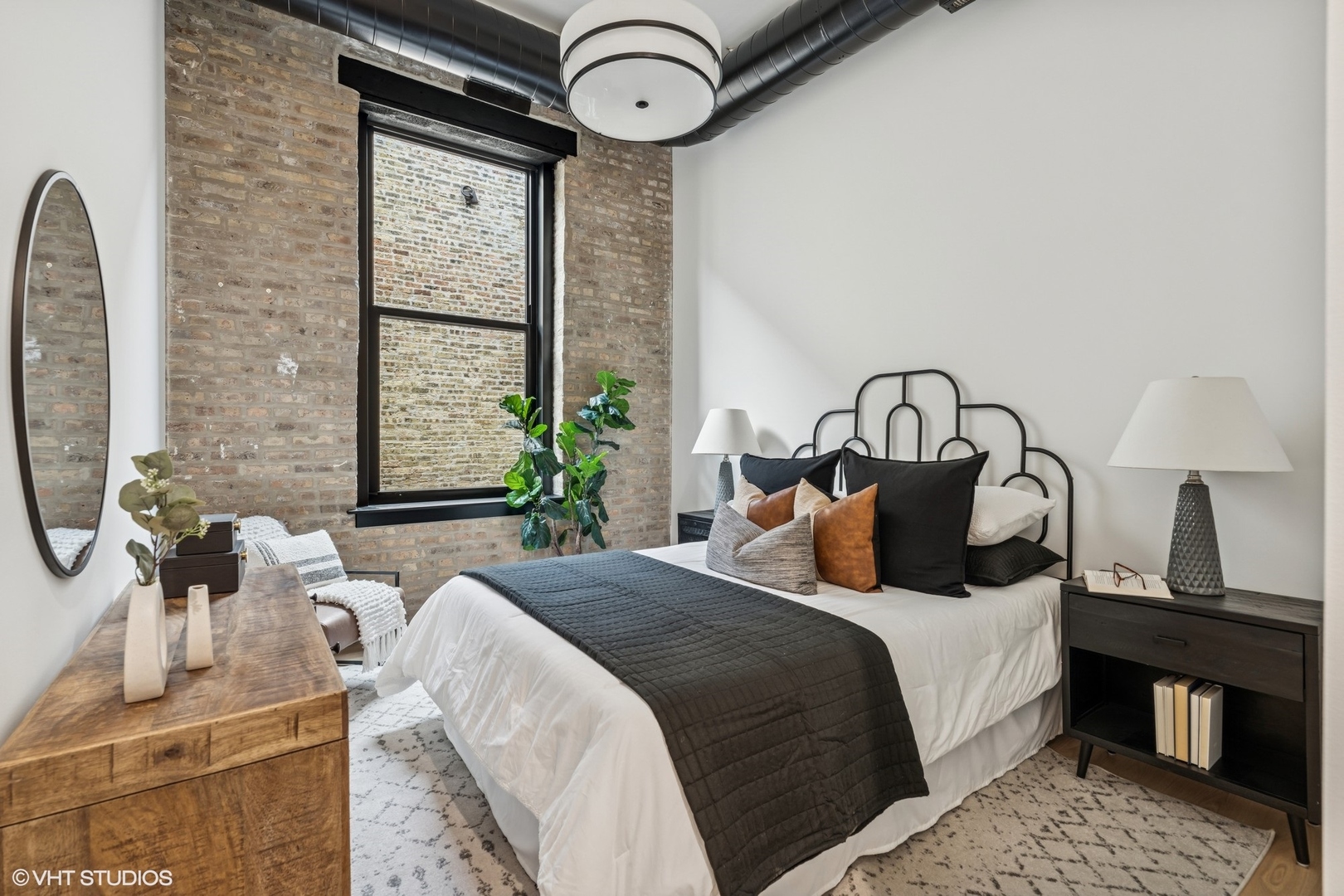 401 N Aberdeen Street Unit: 2N