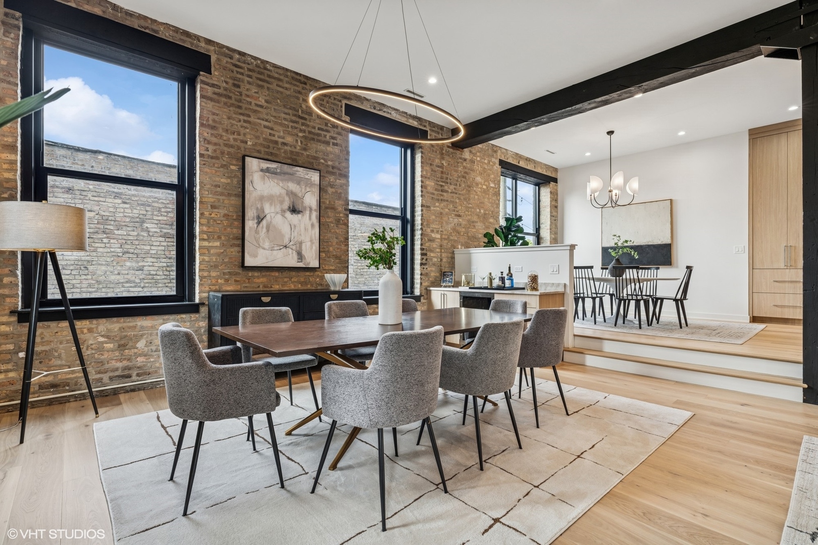 401 N Aberdeen Street Unit: 2N