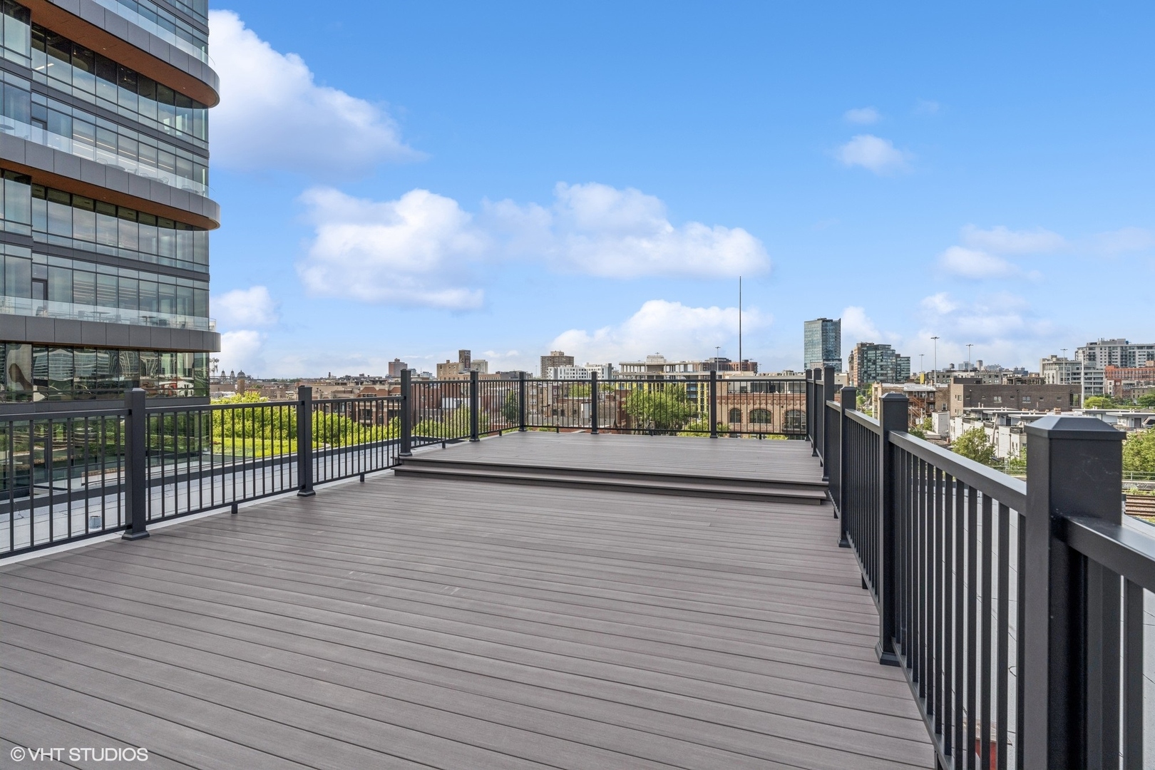 401 N Aberdeen Street Unit: 2N