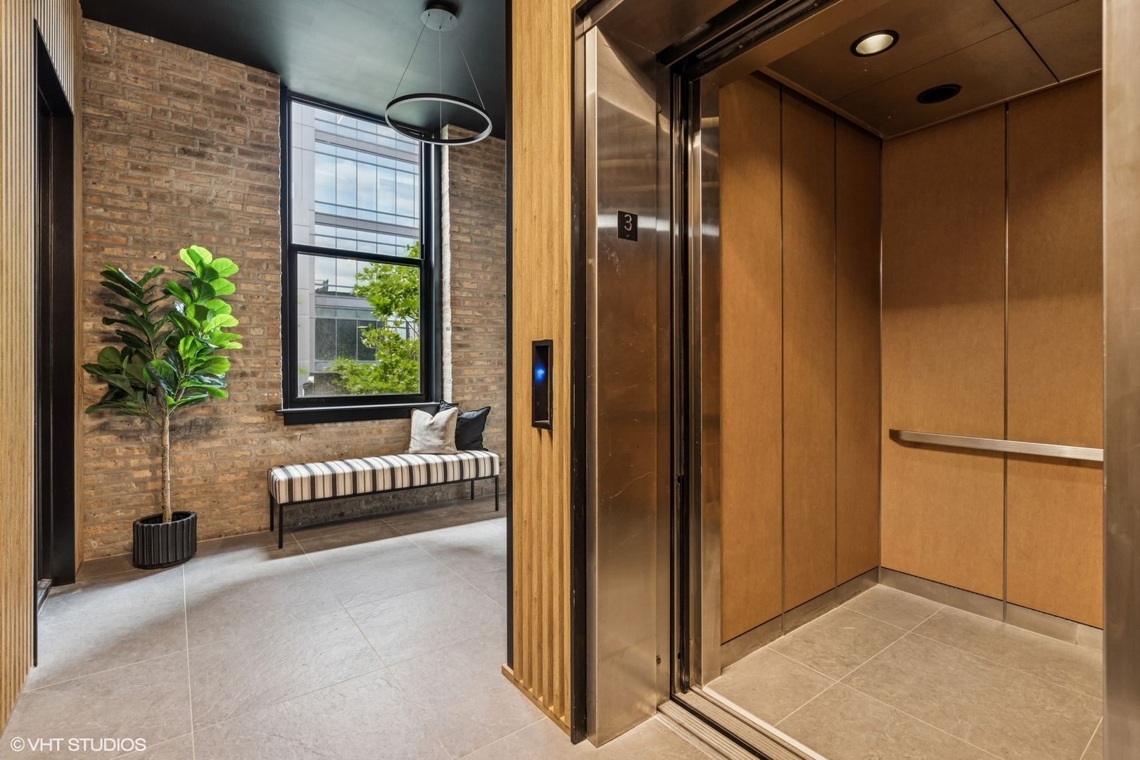 401 N Aberdeen Street Unit: 2S