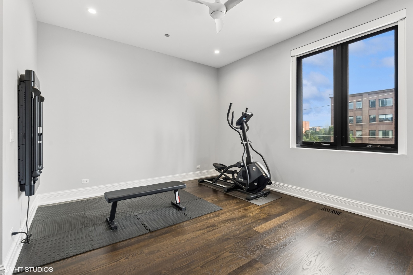 20 N Loomis Street Unit: A