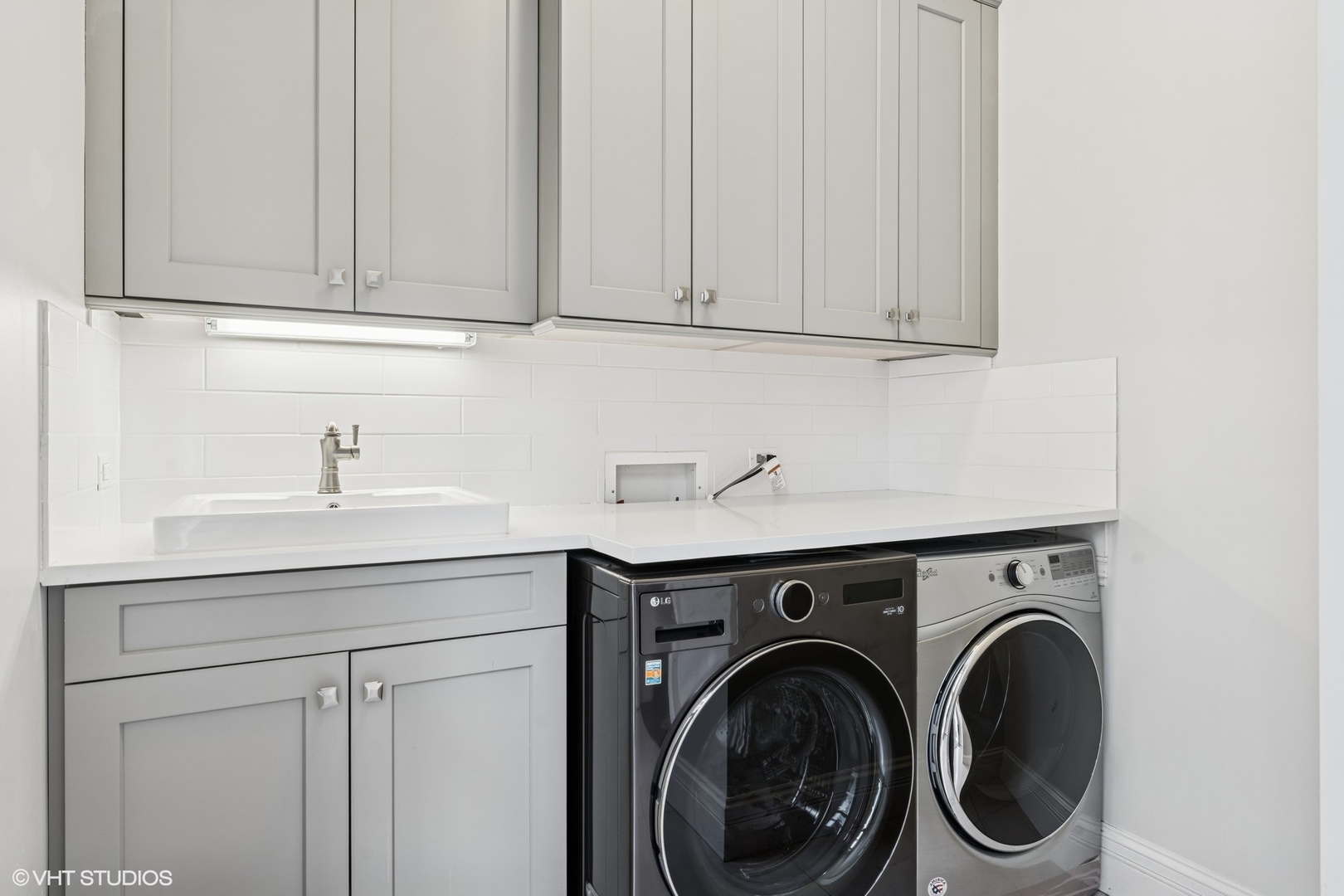 20 N Loomis Street Unit: A