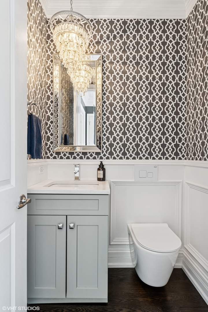 20 N Loomis Street Unit: A