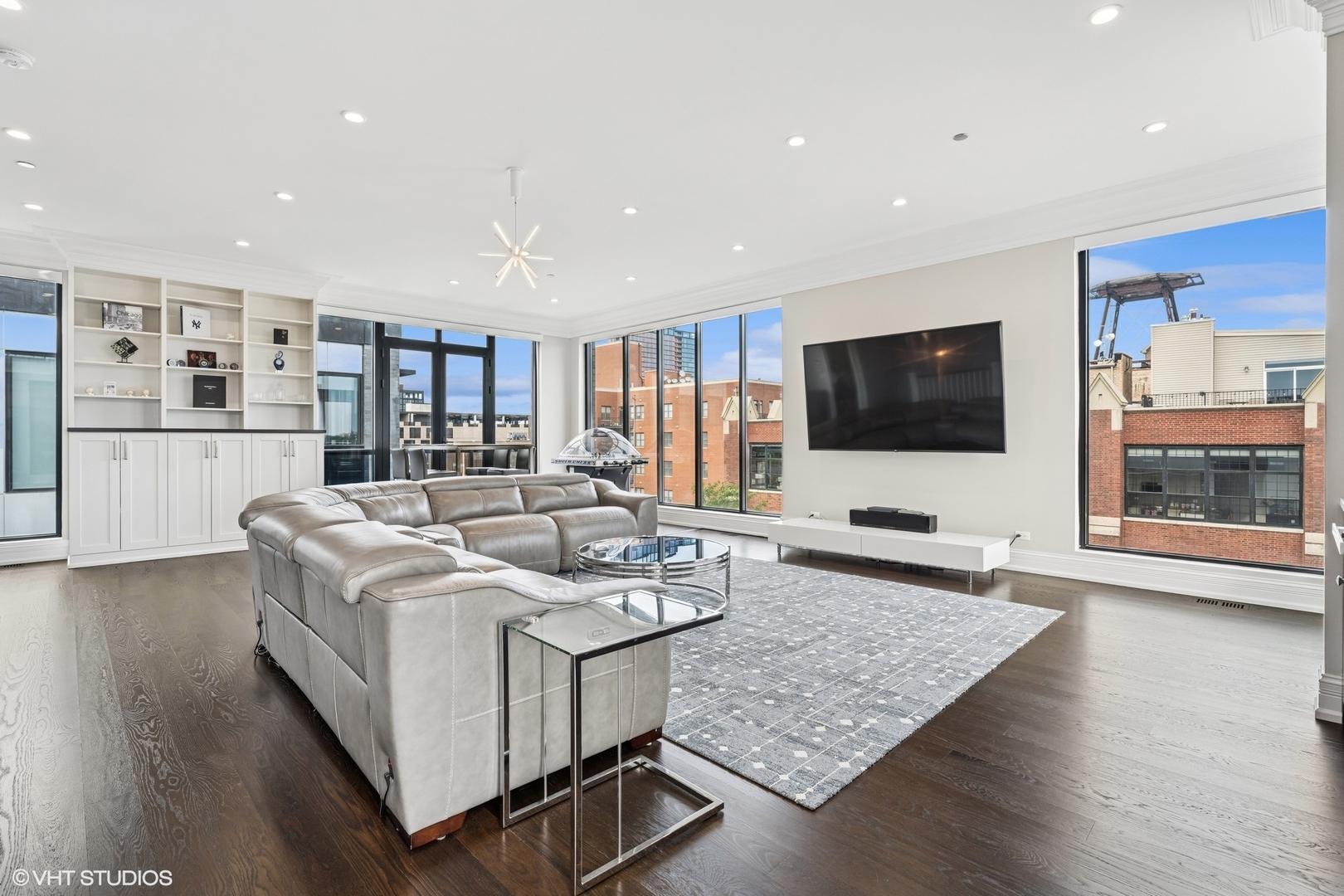 20 N Loomis Street Unit: A