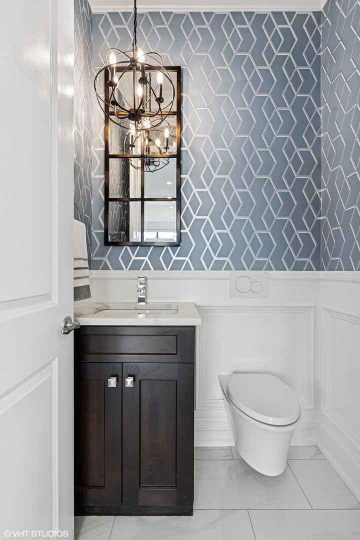 20 N Loomis Street Unit: A