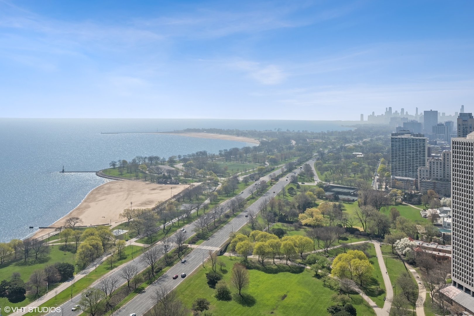 5455 N Sheridan Road Unit: 1006