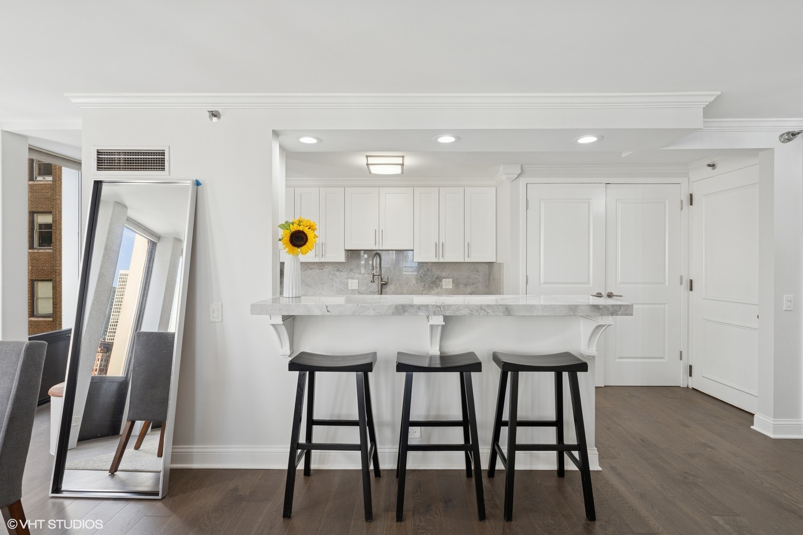 1230 N State Parkway Unit: 10A