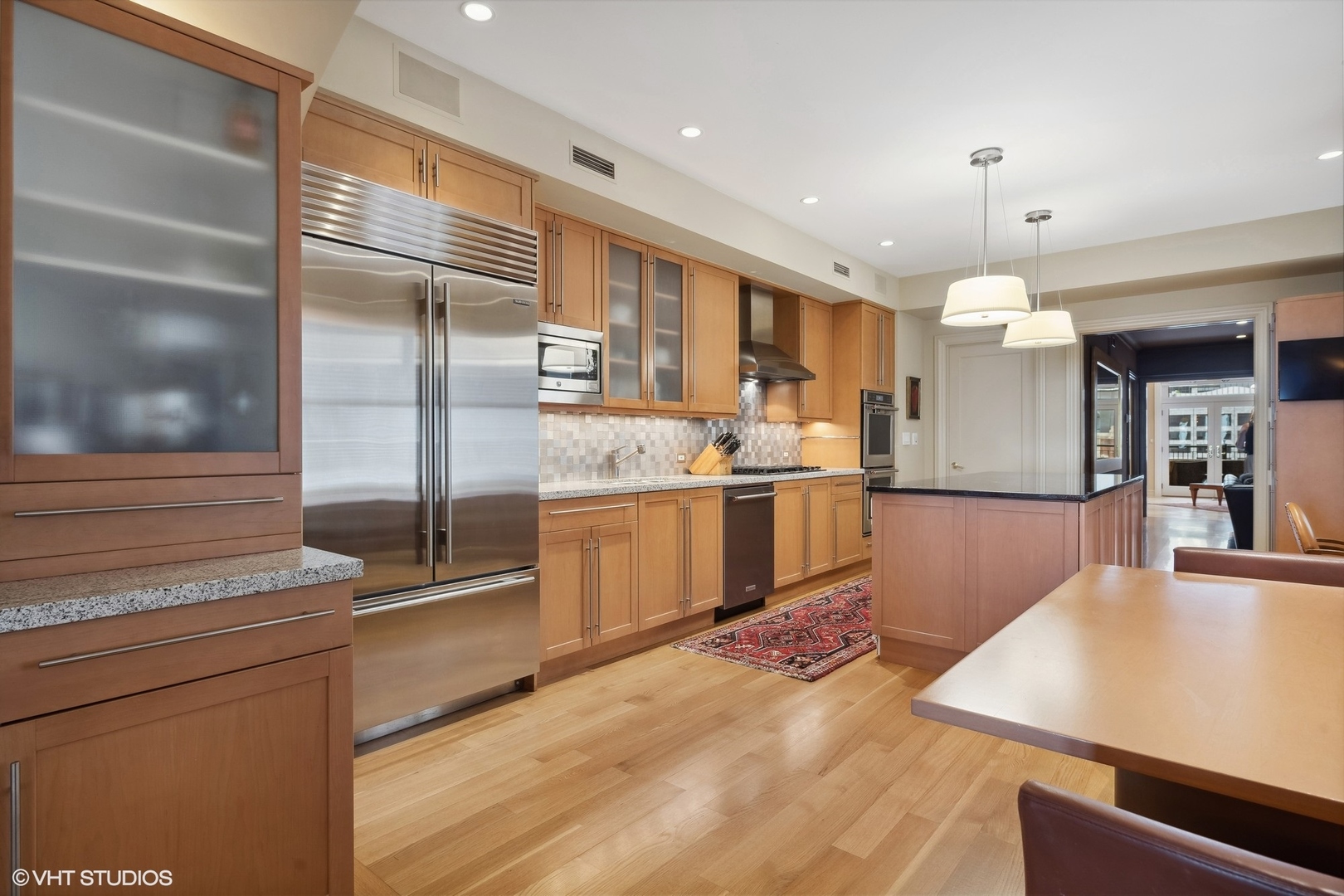 189 E Lake Shore Drive Unit: 15W