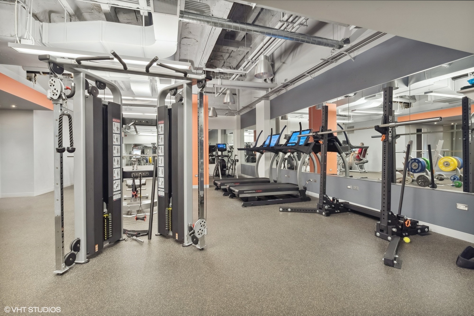 189 E Lake Shore Drive Unit: 15W