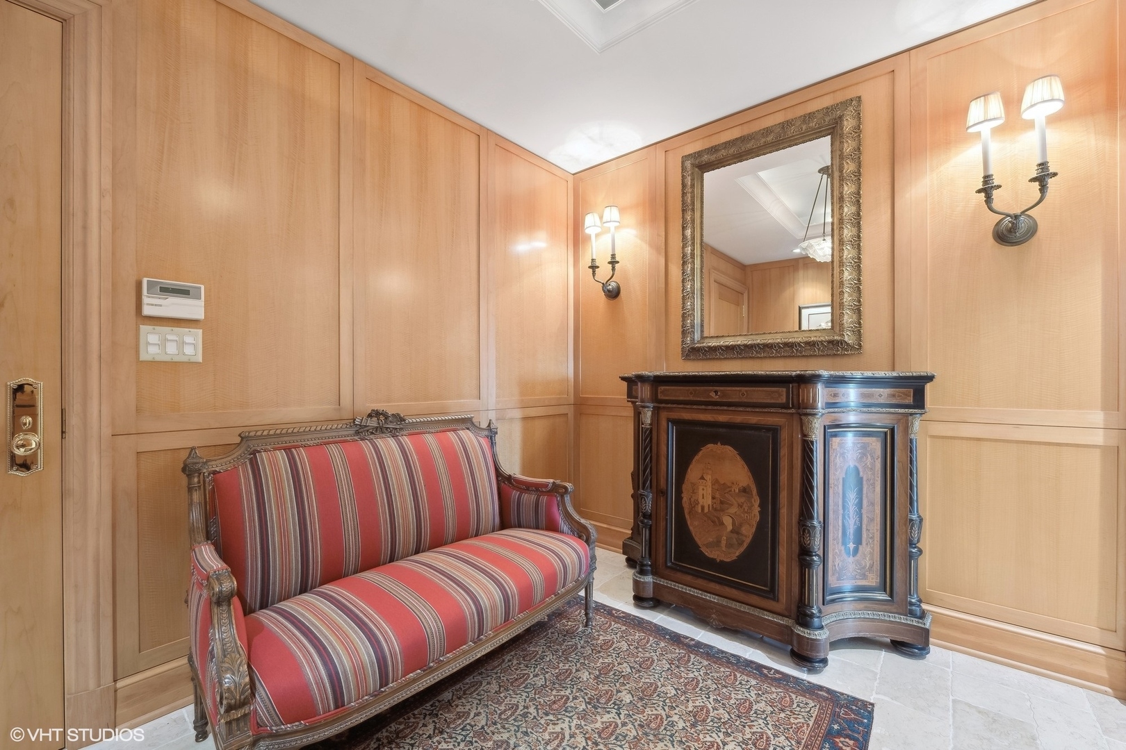 189 E Lake Shore Drive Unit: 15W