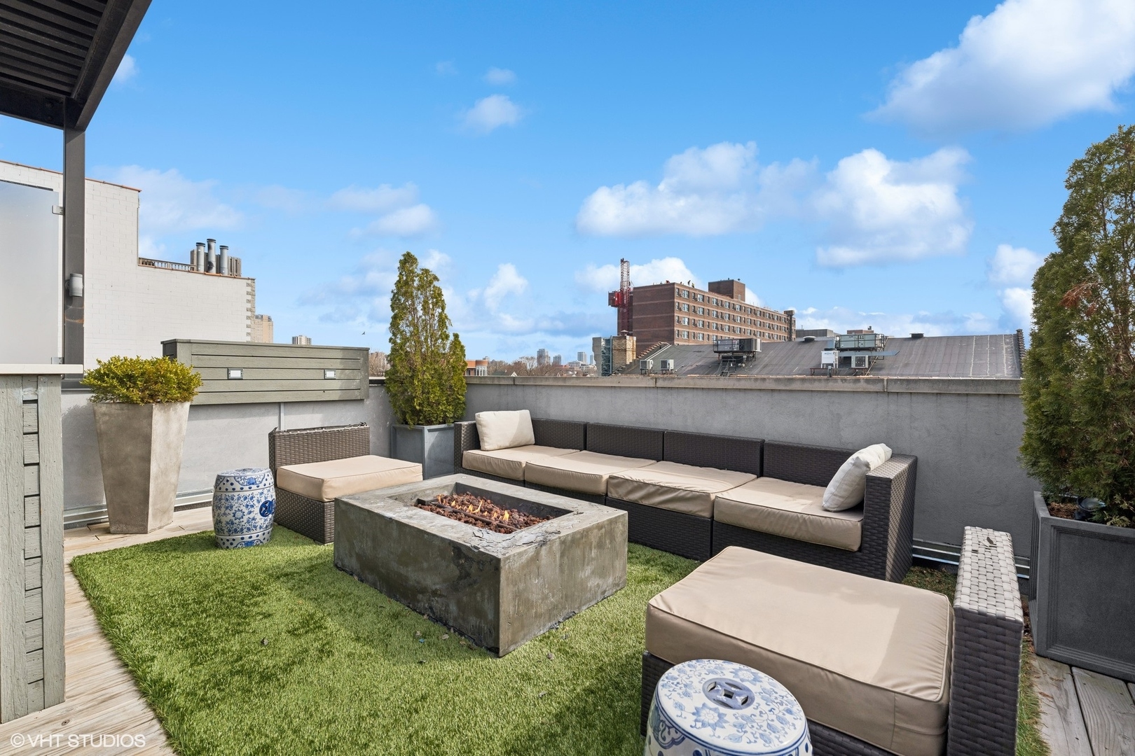 1022 W Diversey Parkway Unit: 3